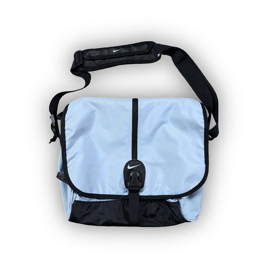Vintage NIKE x CORDURA messenger bag