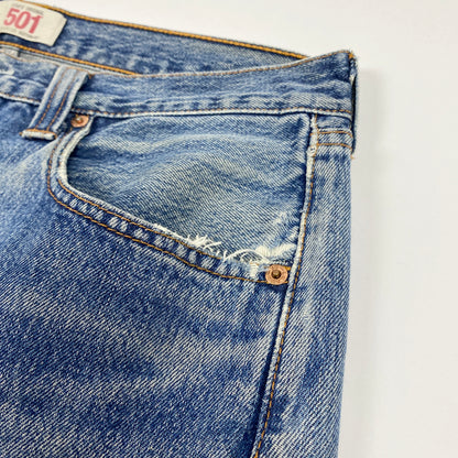 LEVIS Ripped Jeans