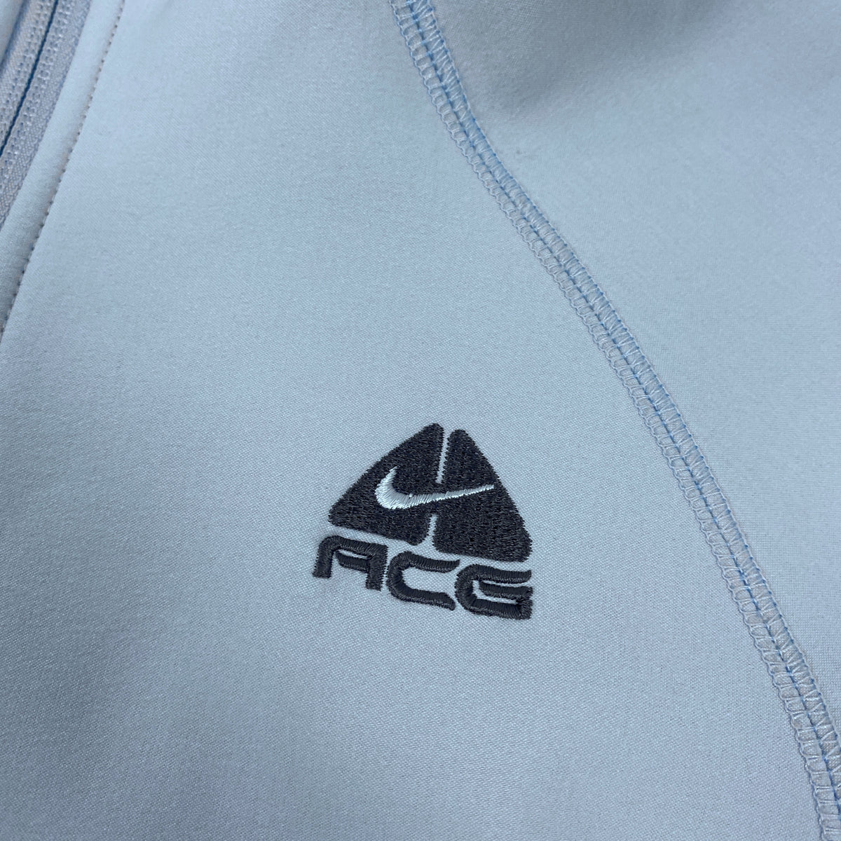 Vintage Women's Nike ACG Softshell Jacket / Jacket