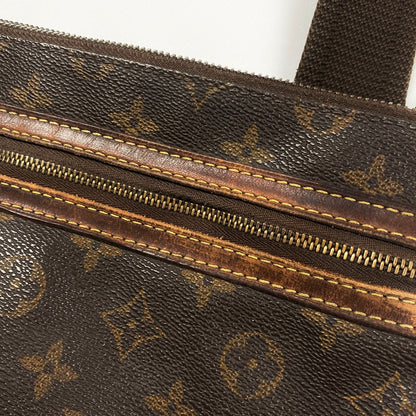 Vintage LOUIS VUITTON shoulder bag