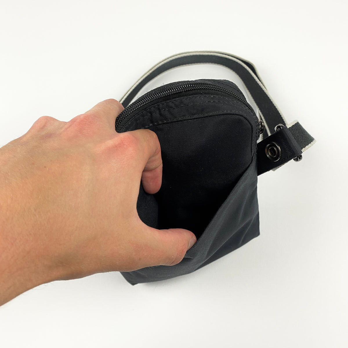 LACOSTE Tasche