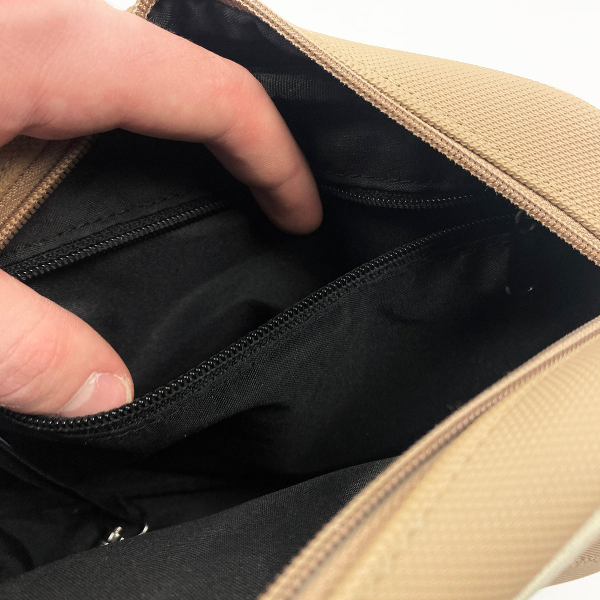 LACOSTE bag