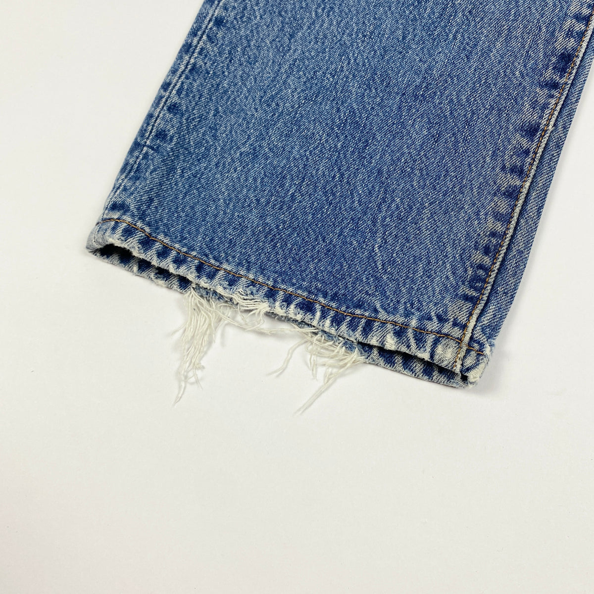 LEVIS Ripped Jeans