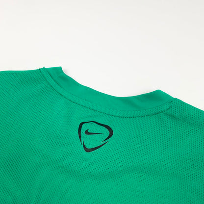 NIKE Mid Swoosh Tee