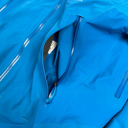 ARC'TERYX x GoreTex Beta AR