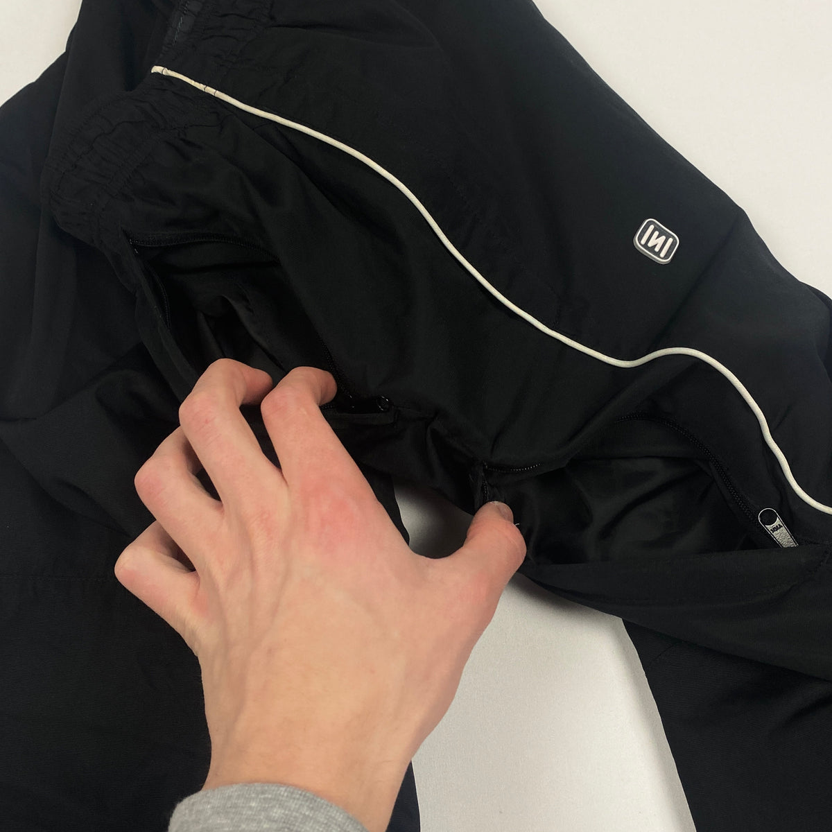NIKE SHOX Track Pants