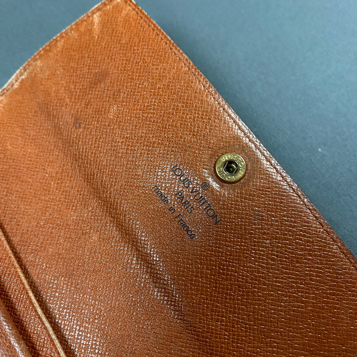 LOUIS VUITTON Geldbeutel