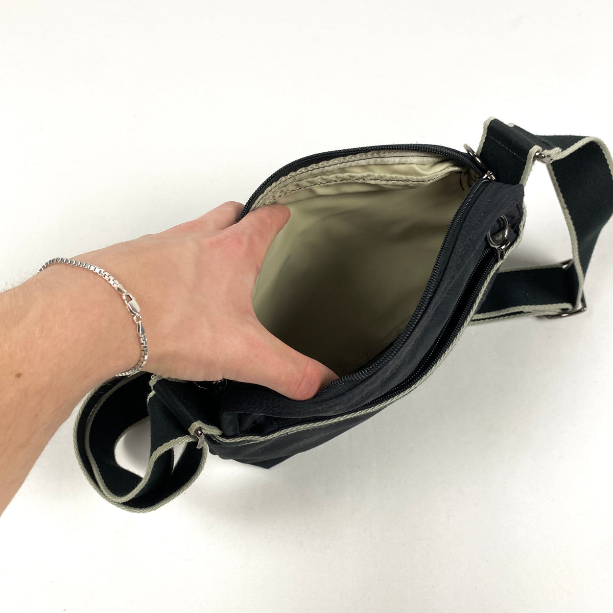 LACOSTE Tasche