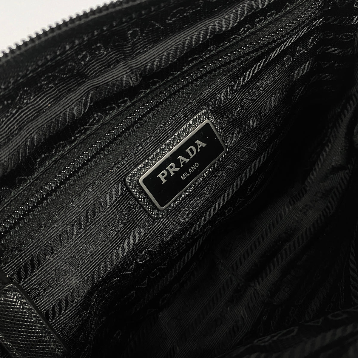 PRADA Re-Nylon Bauchtasche 2022