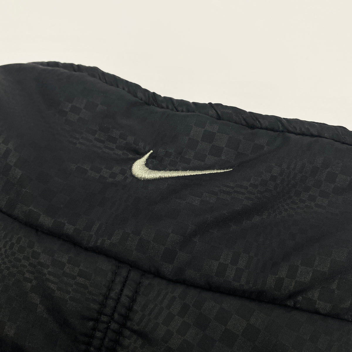 NIKE TN Carbon Reversible Jacket