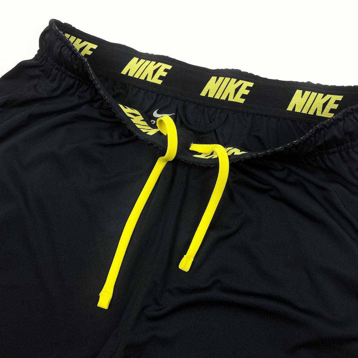 Vintage NIKE nylon shorts