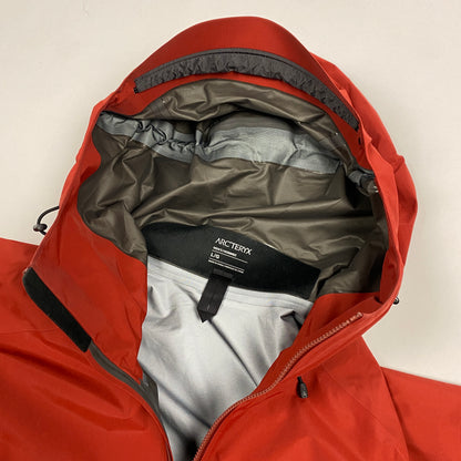 ARCTERYX x GORE-TEX Beta SL Hybrid